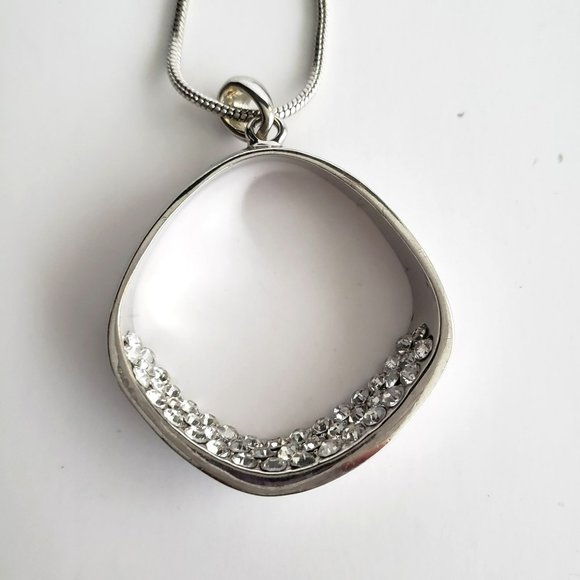 Long Silver Rhinestone Loop Pendant Chain Necklace - Picture 1 of 10